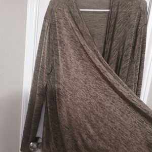 Forever Women front wrap sweater. Cute, warm and cozy size 3 X gently worn
